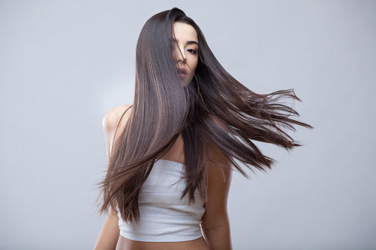 Frizz Who? Outsmart the Heat with These Hair Tips!